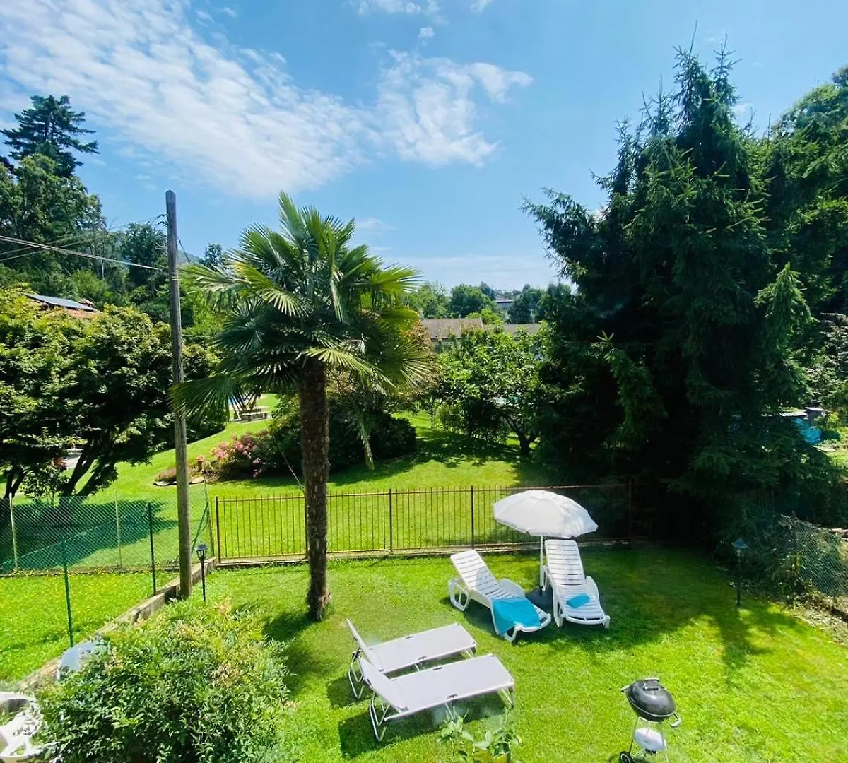Casa Dell'Artista Villa Luino 0*,